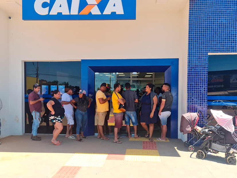 Caixa inaugurada em Ribas do Rio Pardo