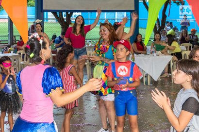 Matinê de carnaval do SEEBCG-MS faz a alegria da categoria bancária 