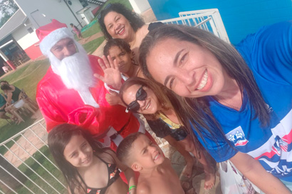 Papai noel faz a alegria da criançada no Clube de Campo do SEEBCG-MS