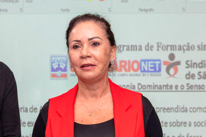 Presidenta do SEEBCG-MS, Neide Rodrigues 