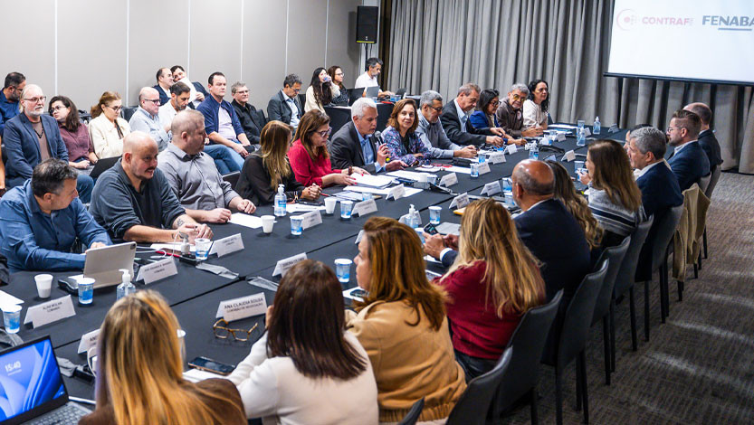 Em 1ª negociação, Comando pleiteia mais vagas para PCDs, jornada 4x3 e garantia do direito à desconexão